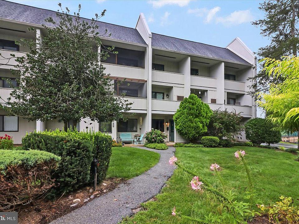 1st image of 364 Summit House