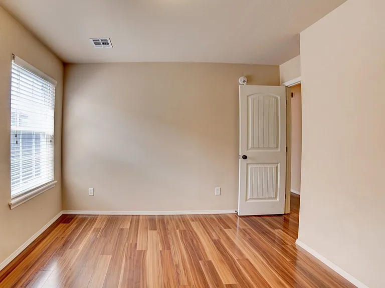 18705 E 49th Pl S — Photo 16
