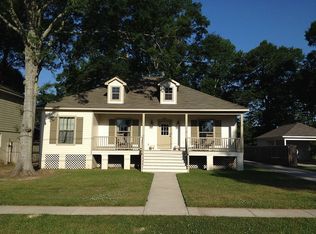 3297 Tupelo St, Zachary, LA 70791