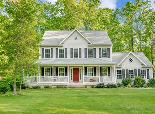 1005 Holly Corner Rd, Fredericksburg, VA 22406