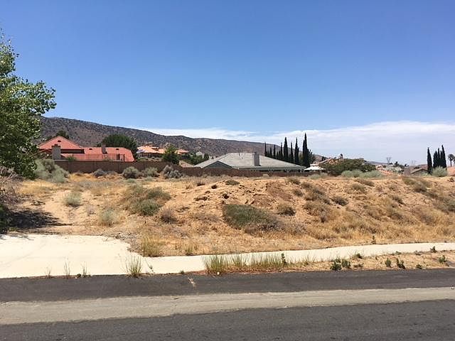 1st image of Manzanita Dr Vic 67 Stw