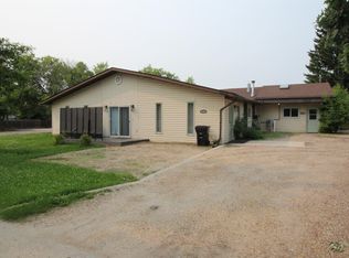 5109 47th St, Barrhead, AB T7N1H4