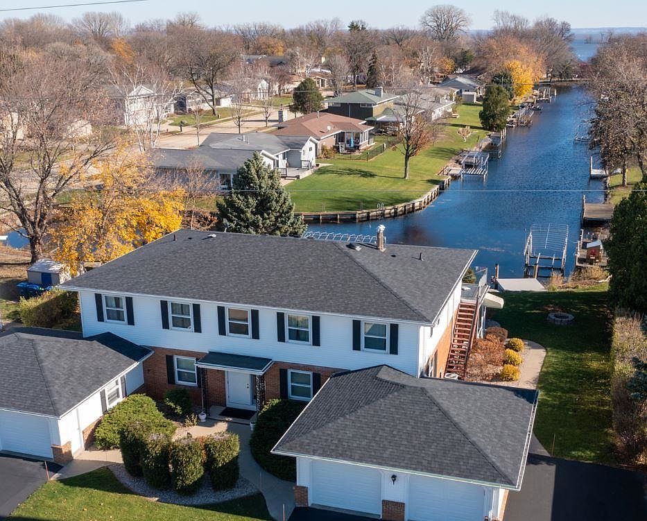 2420 Bowen St, Oshkosh, WI 54901 Zillow