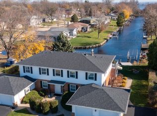 2420 Bowen St, Oshkosh, WI 54901