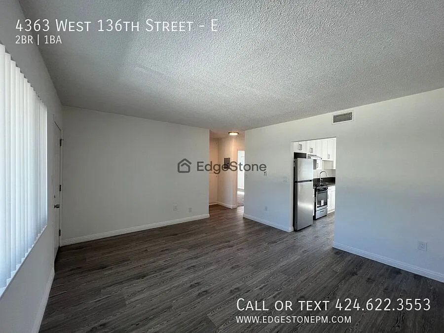 4363 W 136th St #E