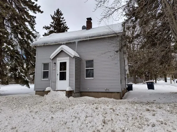 923 River St, Rhinelander, WI 54501