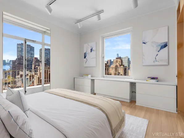 435 East 52nd Street image 14 of 17