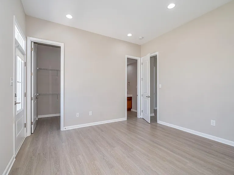 175 Marineris Cir #60 — Photo 31