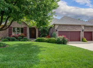 6448 Meadowview Dr, Ozark, MO 65721