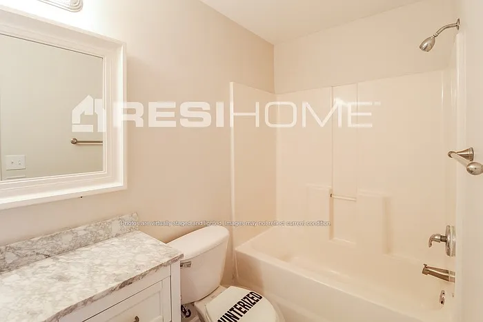 211 Coral Cir — Photo 12