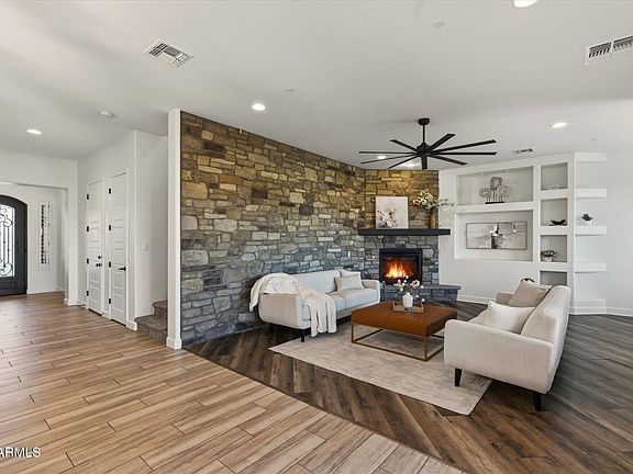 5th image of 9127 E LYNWOOD Street