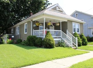 74 Fleet St, Bridgeport, CT 06606