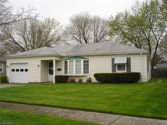 2nd image of 10187 Newkirk Dr