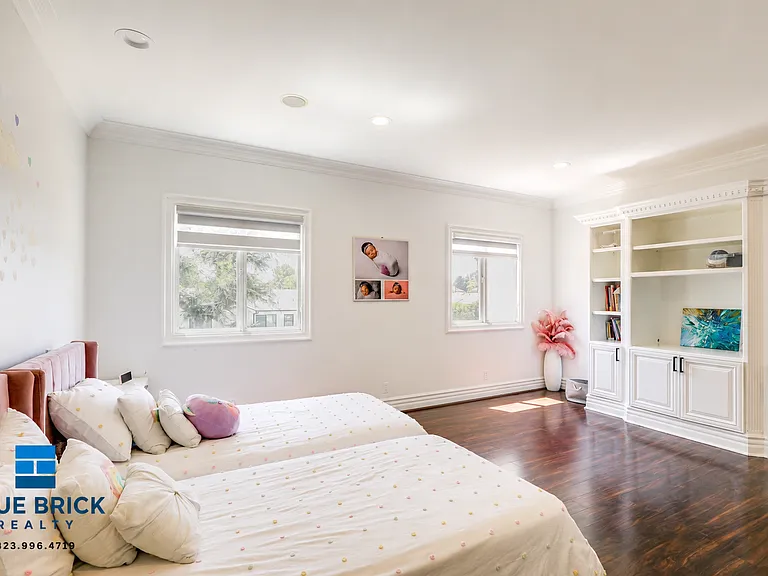 5230 Teesdale Ave — Photo 17