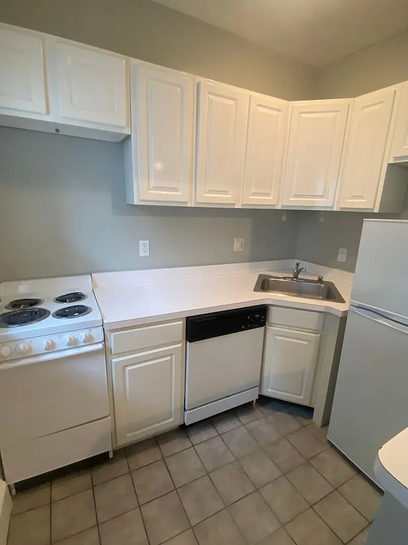 3220 Wisc Properties — Photo 4