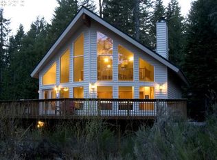 21200 E Lolo Pass Rd, Rhododendron, OR 97049