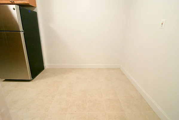 Rented by Horowitz Real Estate | media 19