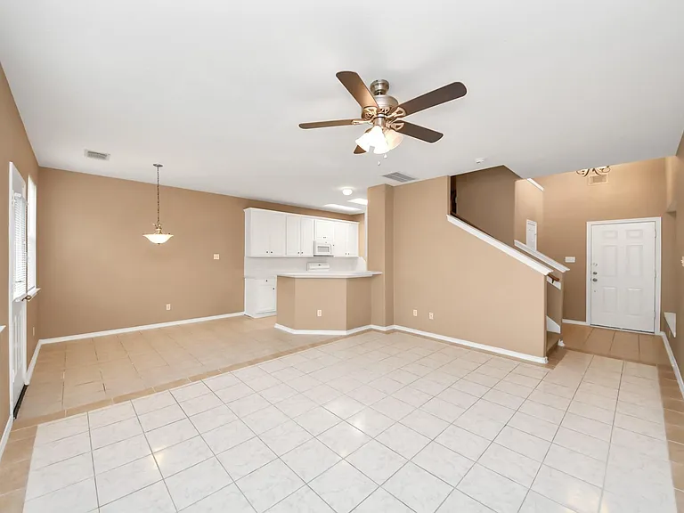 6019 Pennworth Ln — Photo 7