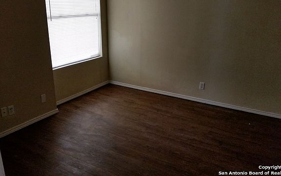 5th image of 5519 Lochmoor APT 2