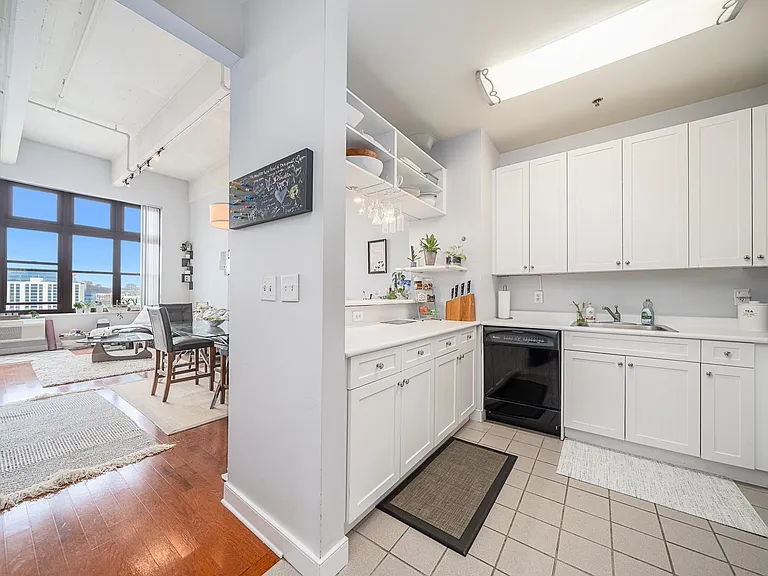 1500 Washington St #6P — Photo 11
