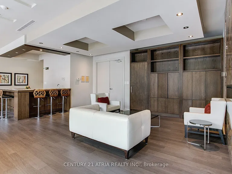 26 Norton Ave #1106 — Photo 4