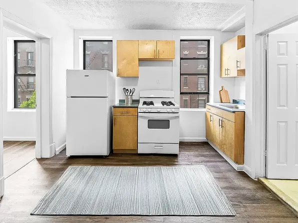 675 Walton Avenue image 1 of 3