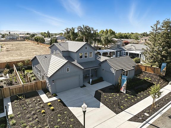 Apricot Estates by Trumark Homes in Brentwood, CA I Residence 1 Model