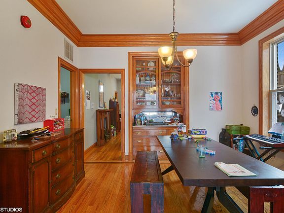 4th image of 4016 N Bell Ave