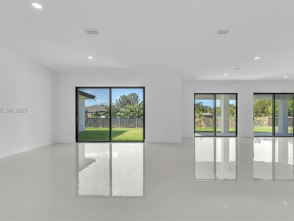 3rd image of 23120 SW 154th Ct