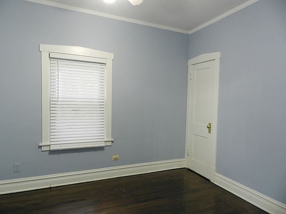 4th image of 1808 S 47th Ct