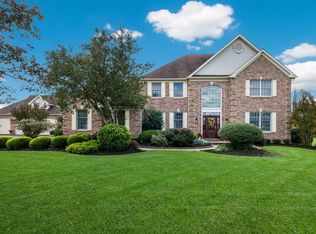 6 Breckenridge Dr, Ivyland, PA 18974