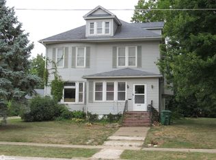 102 S Bloomfield Ave, Bloomfield, IA 52537