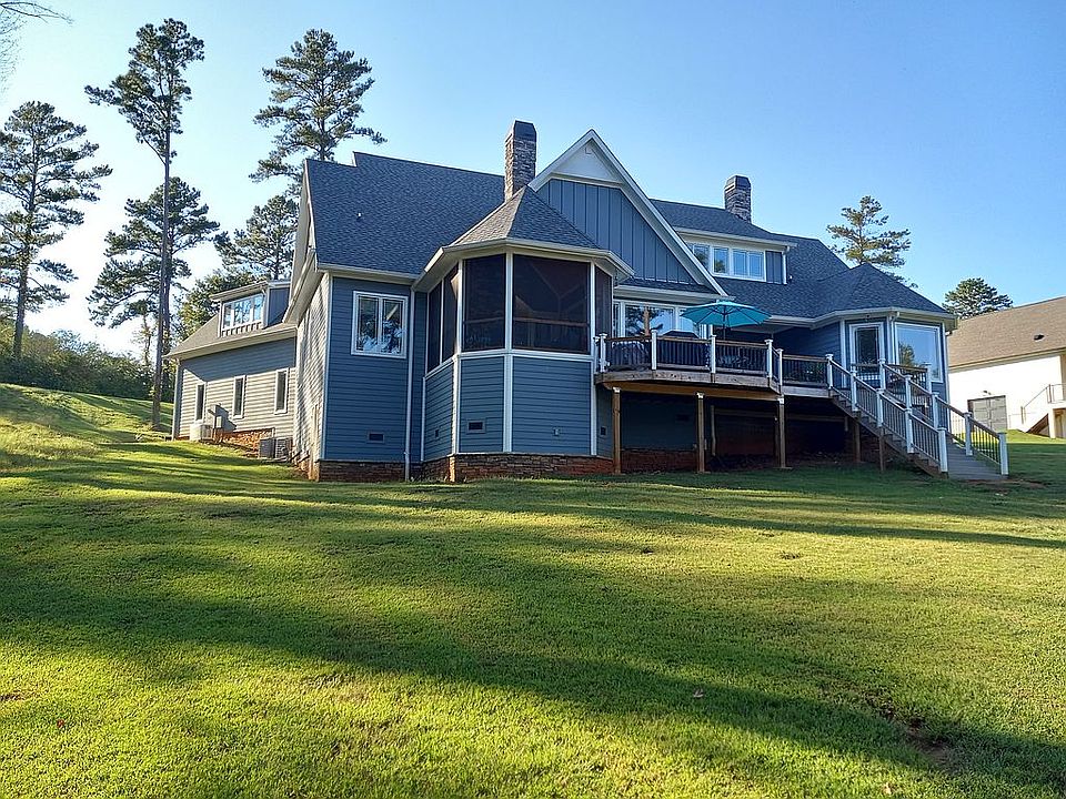 2nd image of 747 Sunset Cove Dr