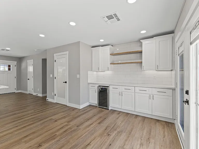10423 W Monterosa Dr — Photo 18