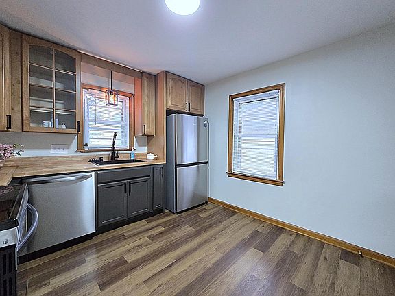 4th image of 3136 N 77th STREET