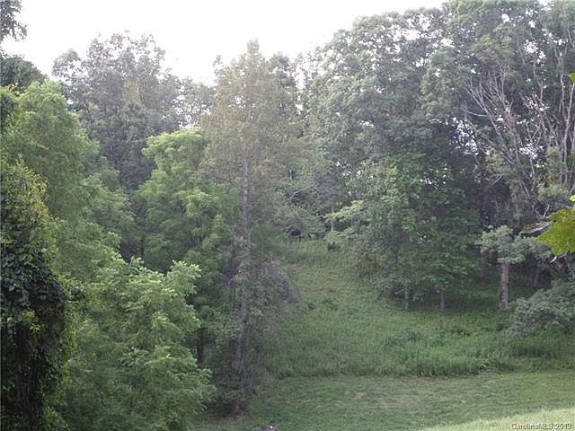 2nd image of 43 Windiridge Dr