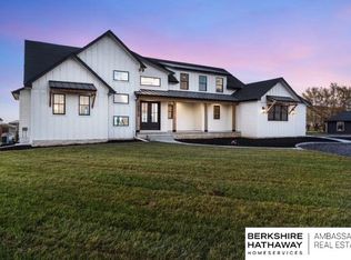 19970 S 172nd Plaza Cir, Springfield, NE 68059