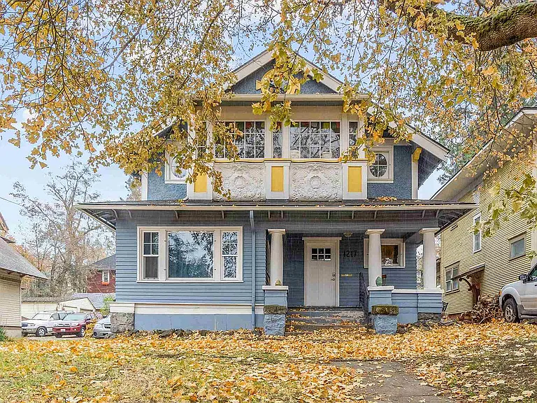charming and historic craftsman house; entire top floor is unit #3