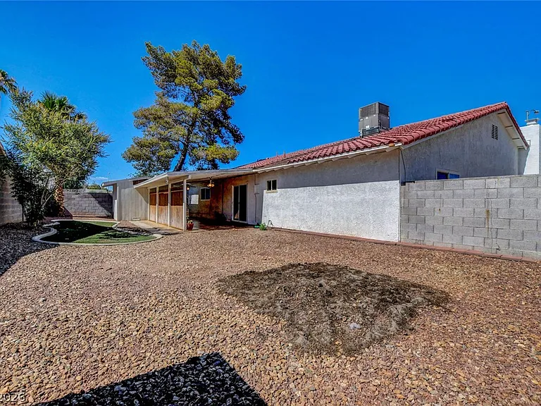 4367 S Mojave Rd — Photo 51