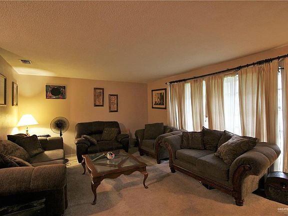 2nd image of 1014 Fairway Dr