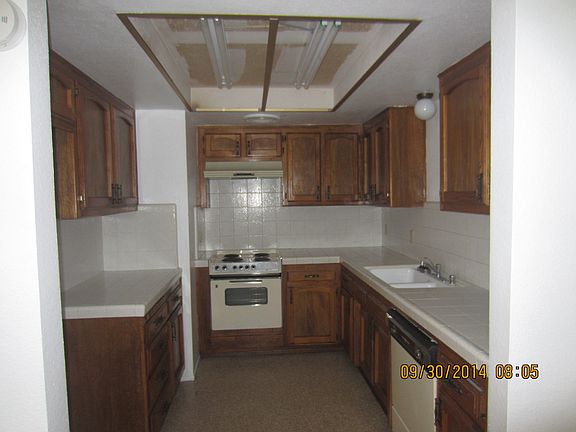 2nd image of 3204 La Costa St APT B