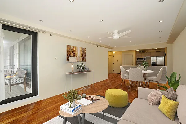 Sold by REMAX Elite | media 6
