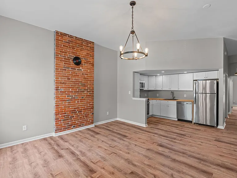 2403 Menard St #1 — Photo 5