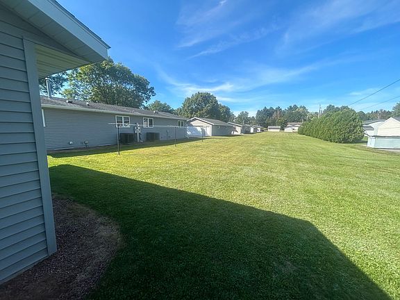 4th image of 603-605 Woodbine Ave #603