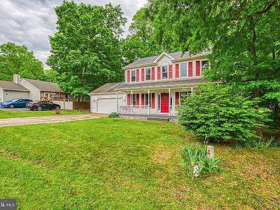 3rd image of 11902 Buttercup Ln