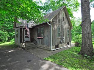 1415 Woodland Pkwy, Spring Grove, IL 60081