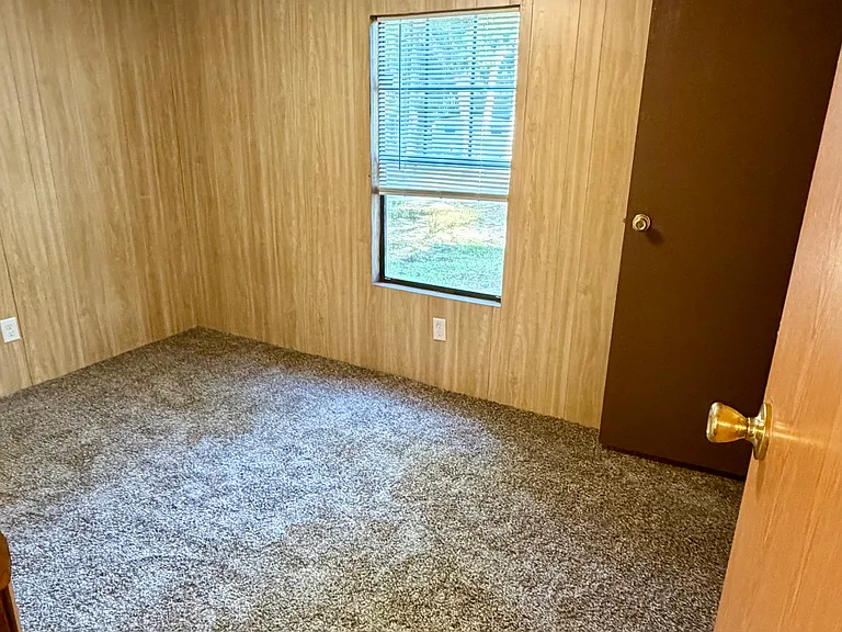 380 NW Lamar Pl — Photo 9