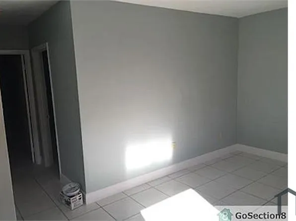 3030 NW 134th St APT 2, Opa Locka, FL 33054