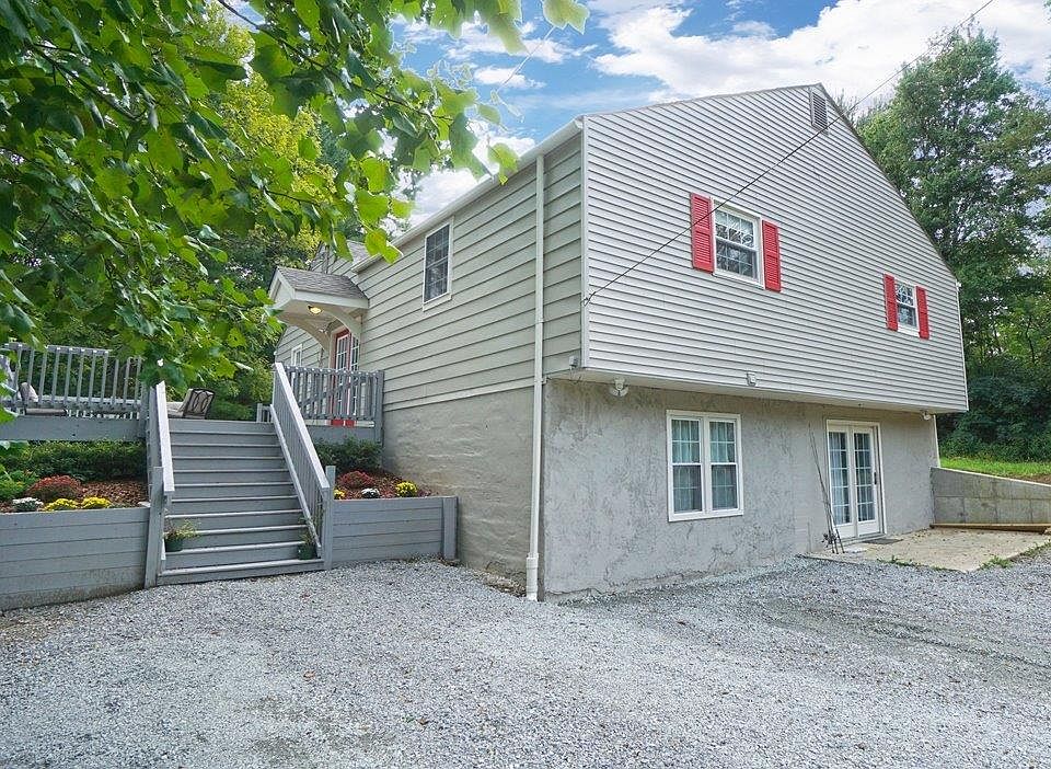 1st image of 2401 Woodville Pike