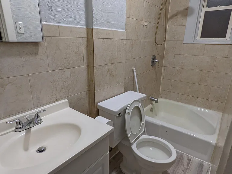 23 Lyman St #3 — Photo 6